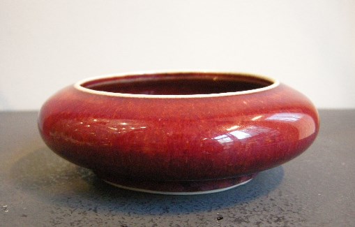 Brush washer enamelled flammé red